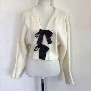 &Merci Women Elegant Cream Black Ribbon Tie Bows Wool Blend Knit Cozy Sweater M